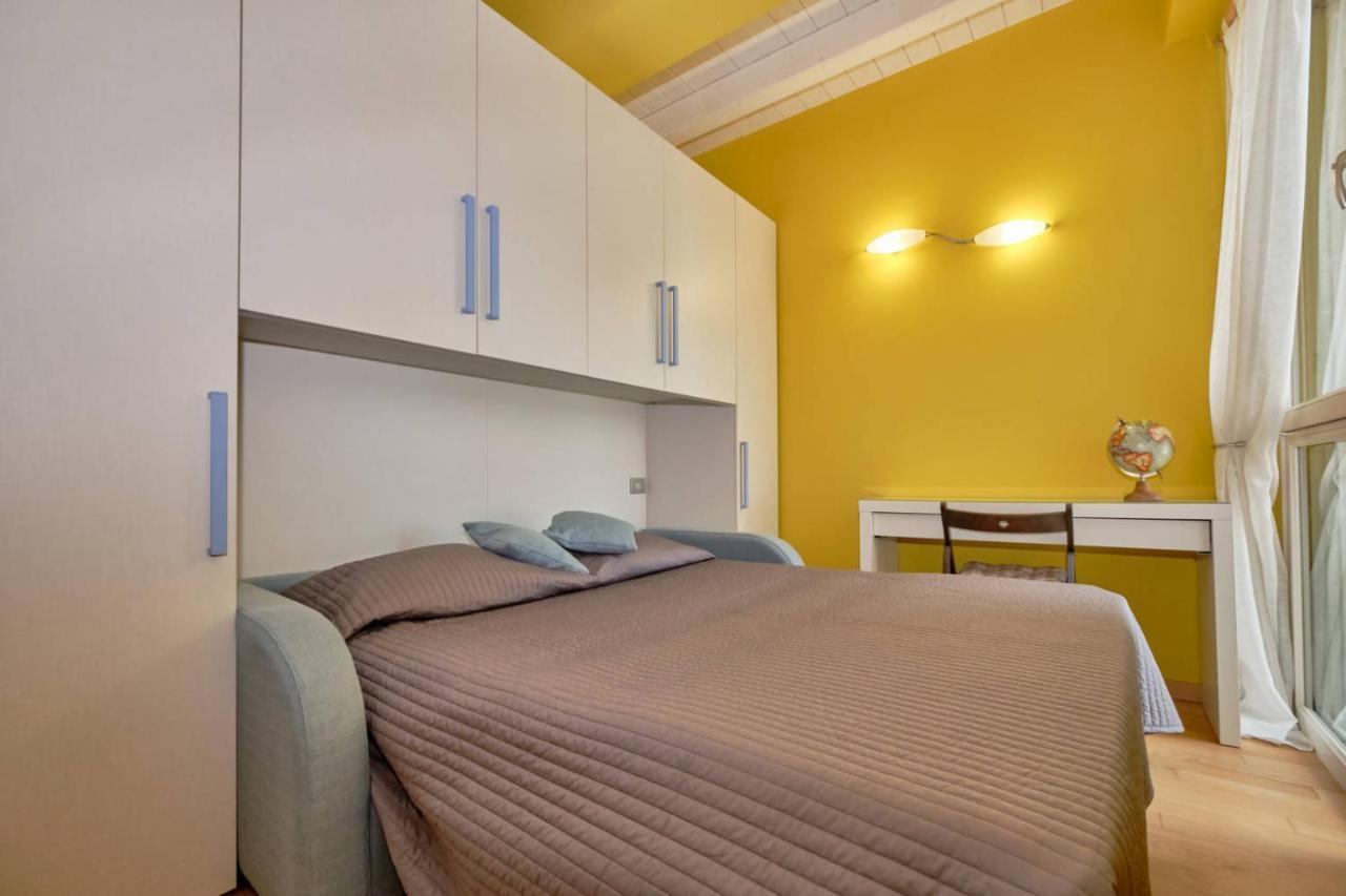 Warda B11 Apartment Desenzano del Garda Eksteriør bilde